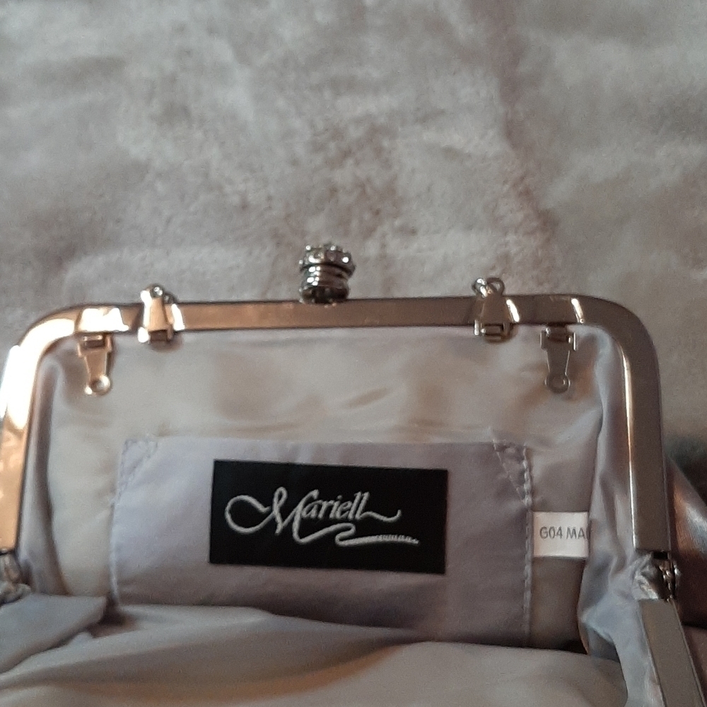 Mariell silver gray clutch - Picture 4 of 5